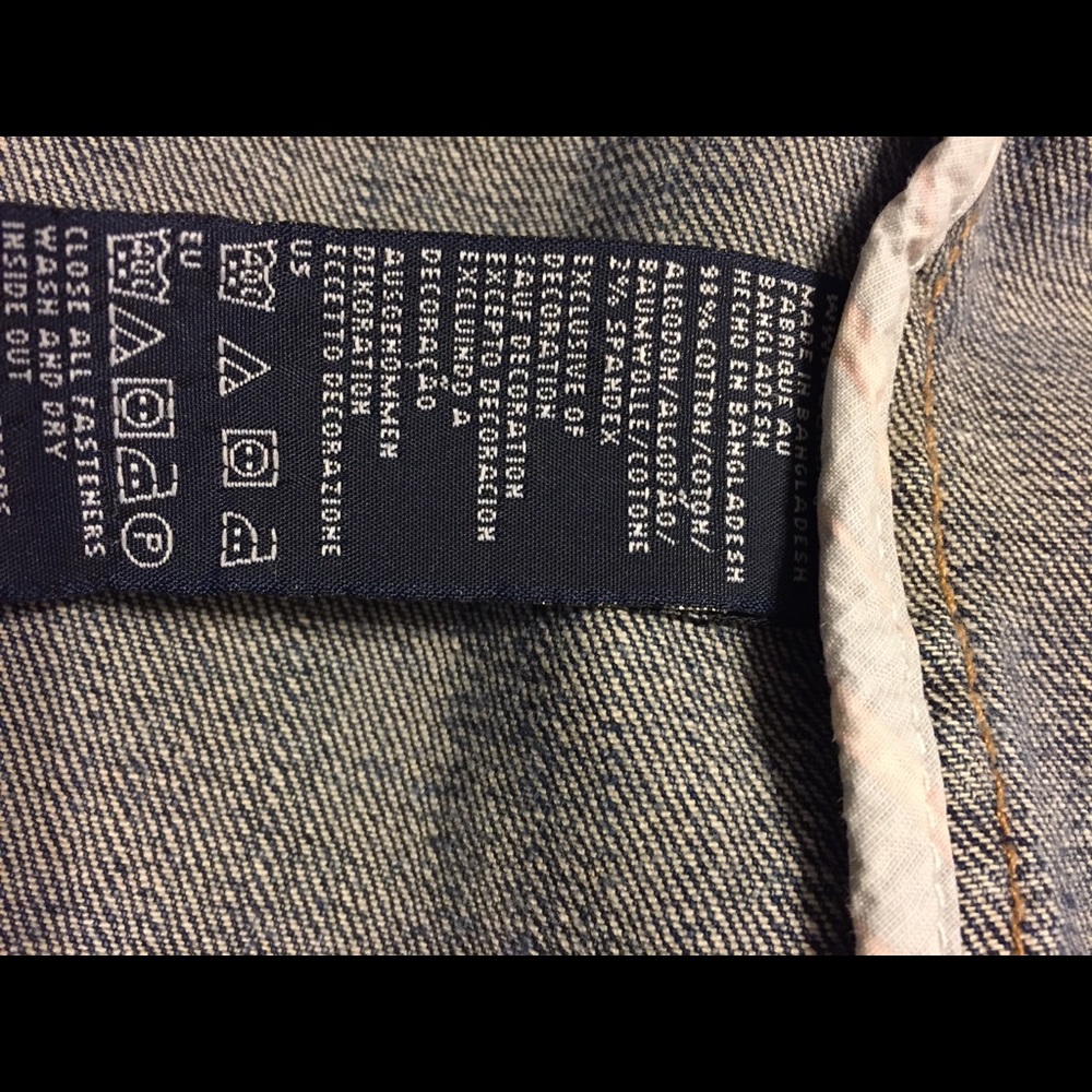 Tommy Hilfiger denim jacket size large - Picture 6 of 6
